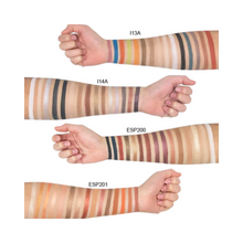 Load image into Gallery viewer, 15 Shade Eyeshadow Palette